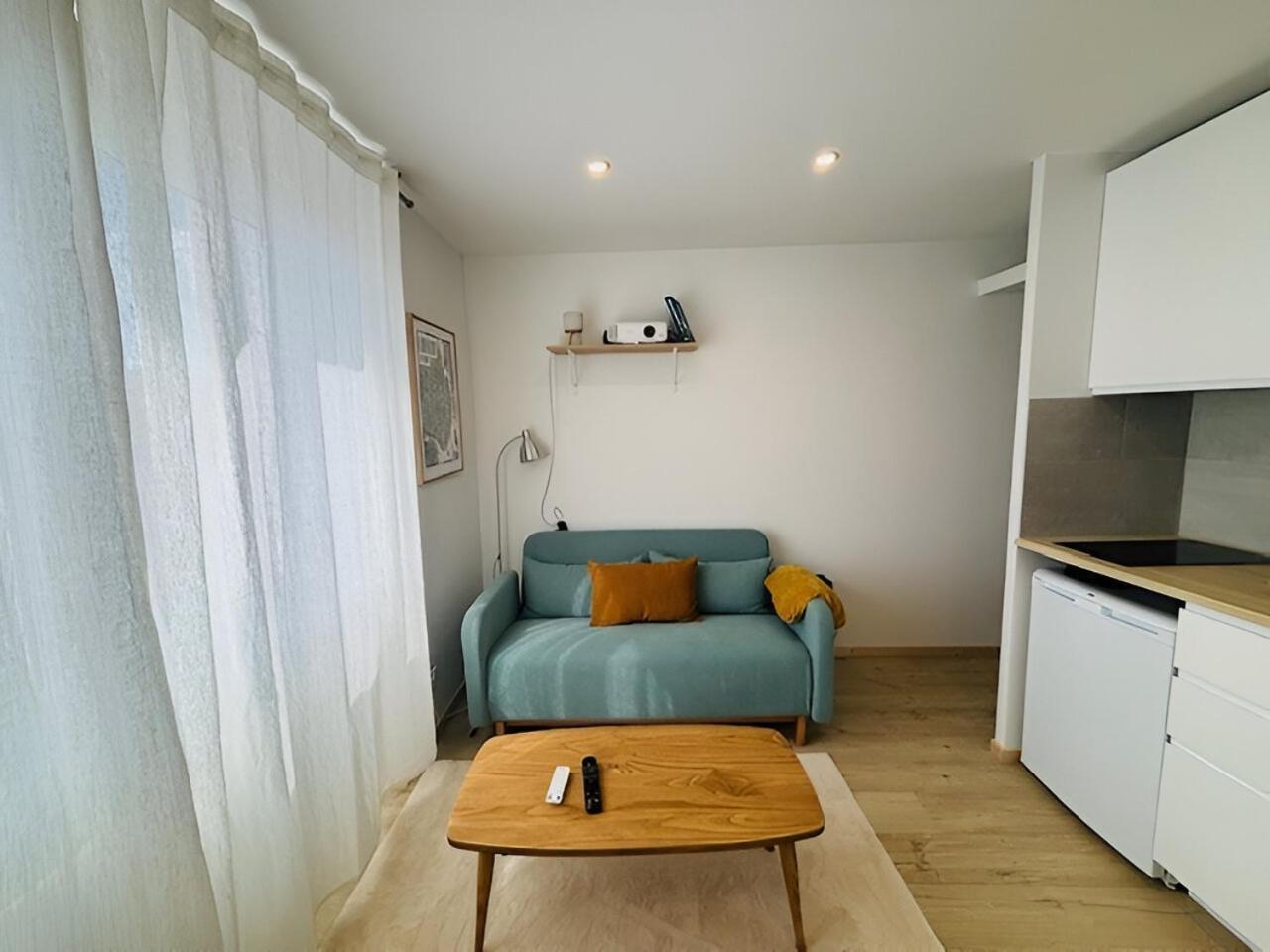 Studio Lumineux, Proche Centre-Ville Et Plages ロリアン エクステリア 写真